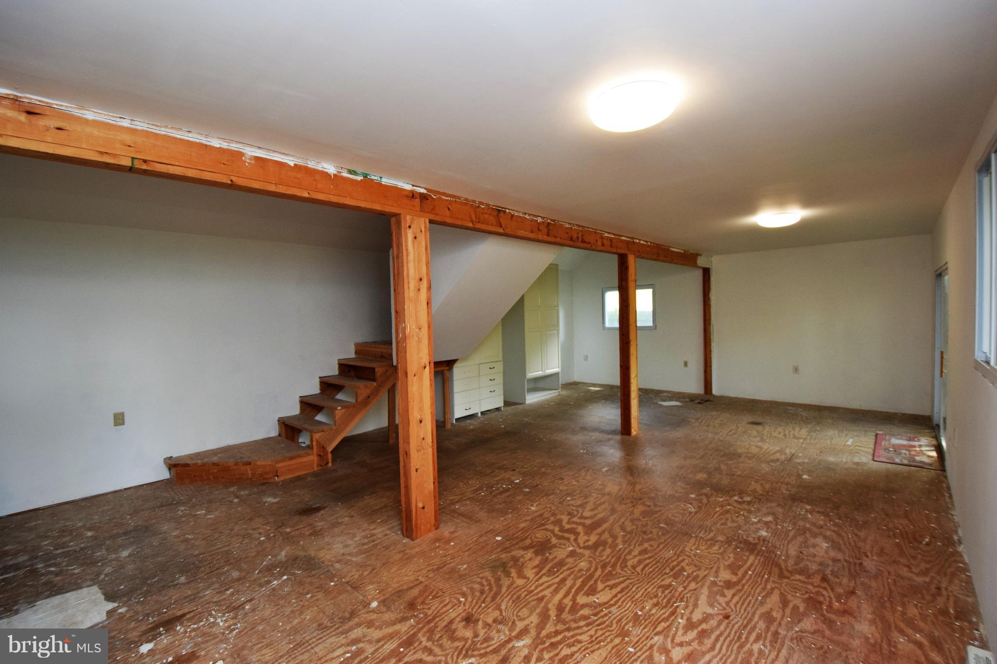 WETHERSFIELD - Residential