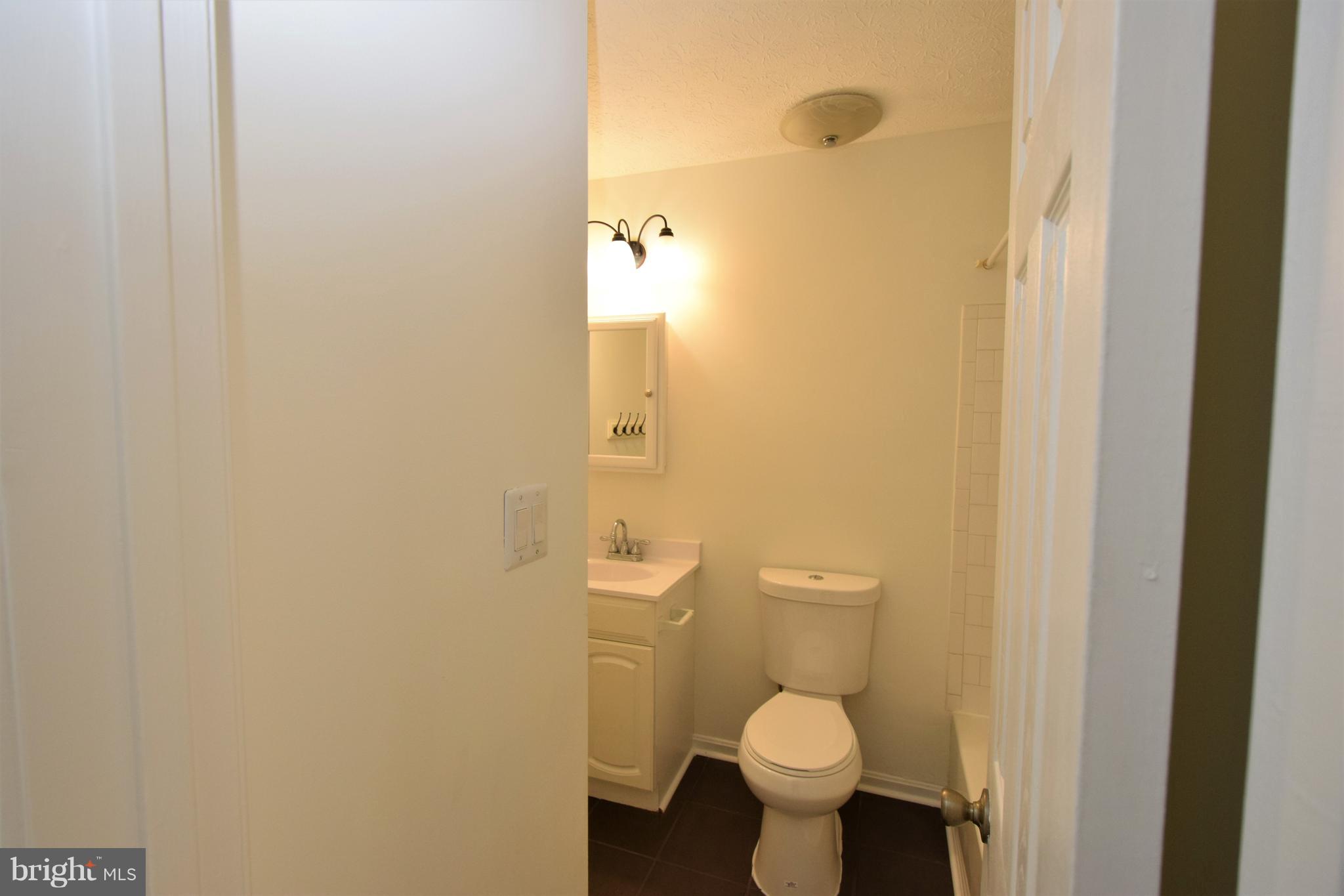 WETHERSFIELD - Residential