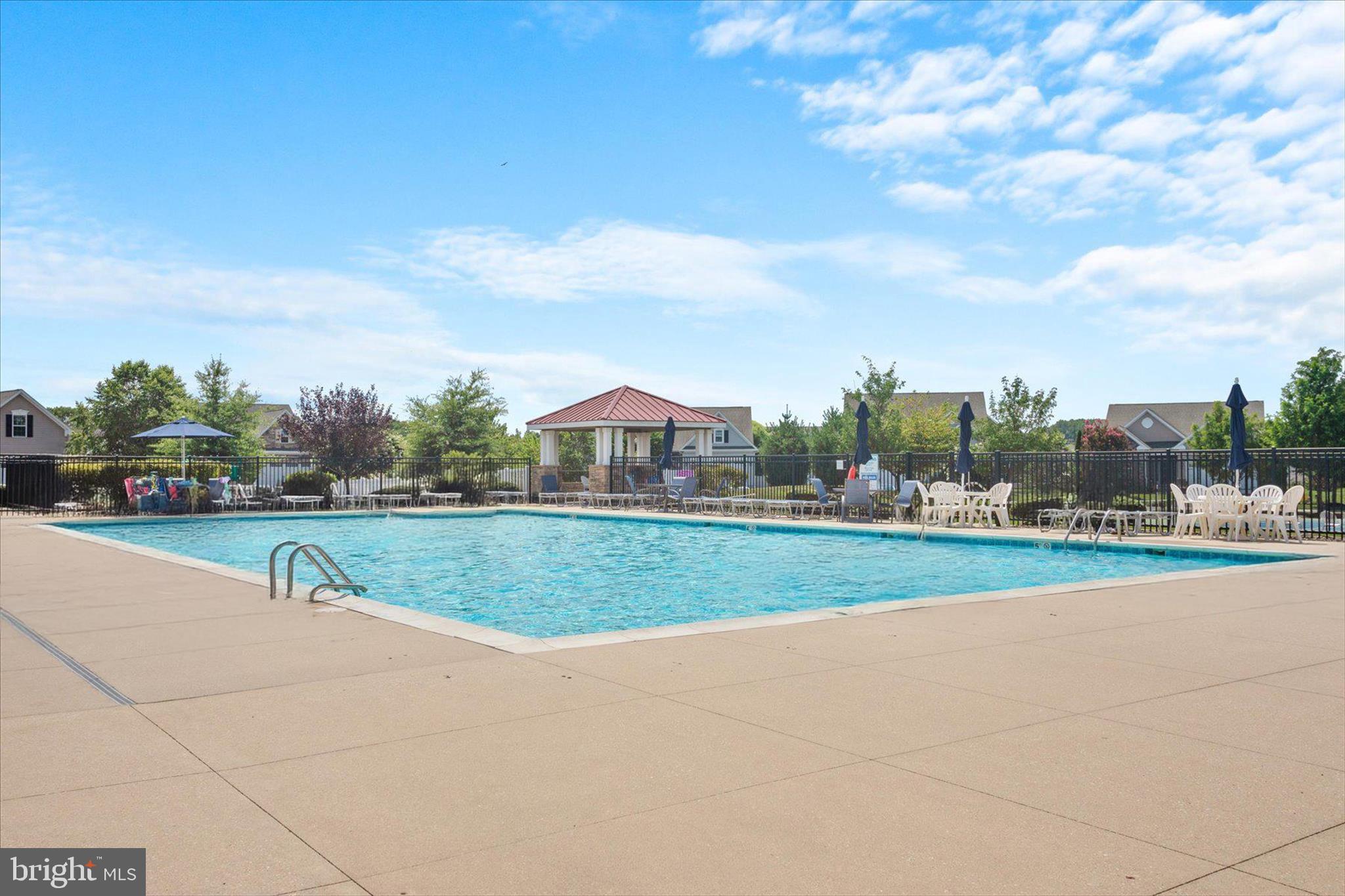 VINCENT OVERLOOK - Residential