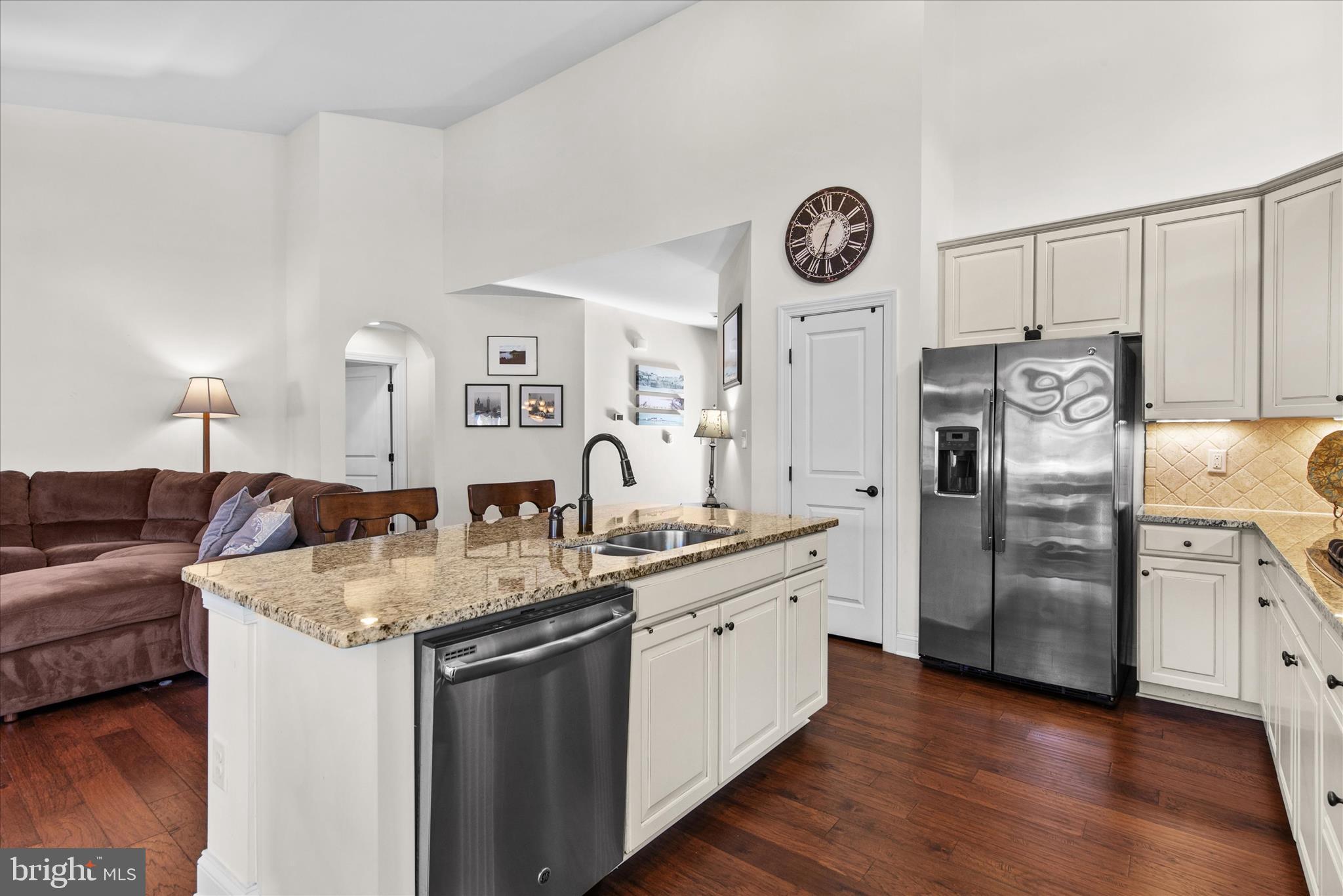 VINCENT OVERLOOK - Residential