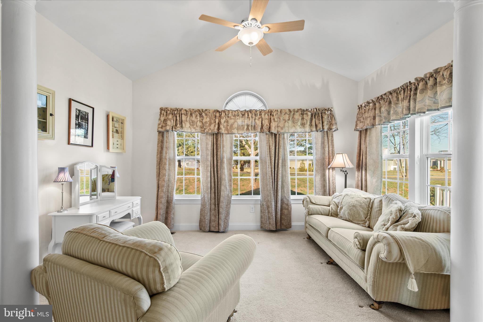 VINCENT OVERLOOK - Residential