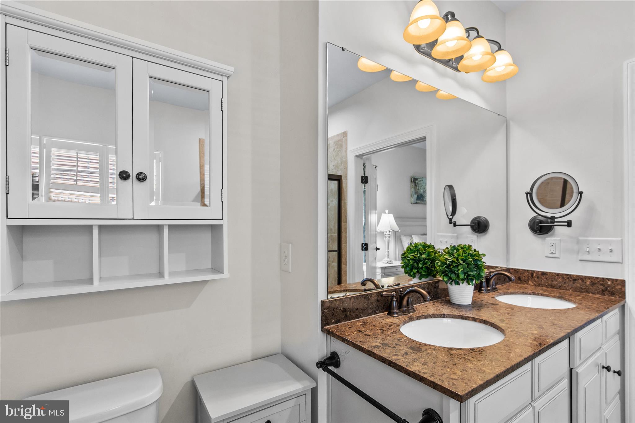 VINCENT OVERLOOK - Residential