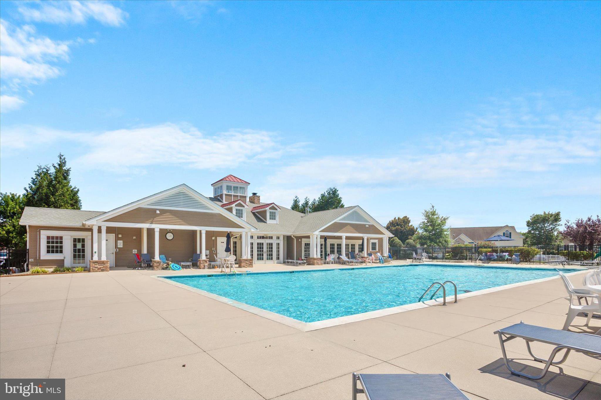 VINCENT OVERLOOK - Residential