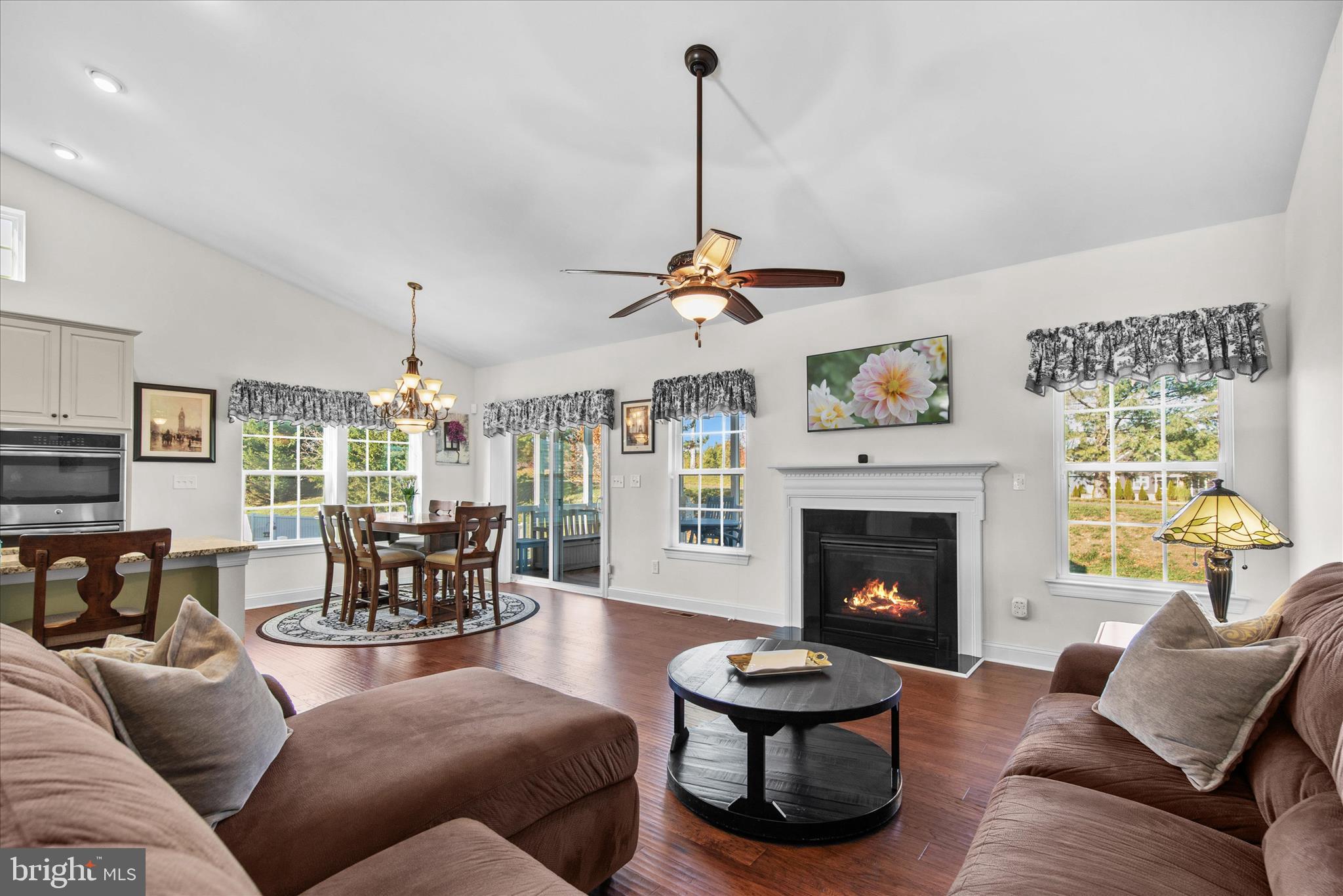 VINCENT OVERLOOK - Residential