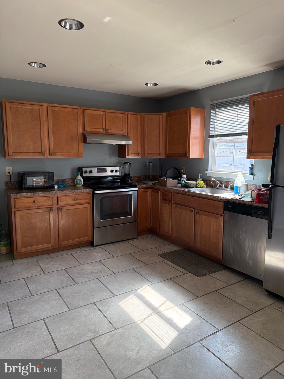 ABERDEEN HILLS - Residential