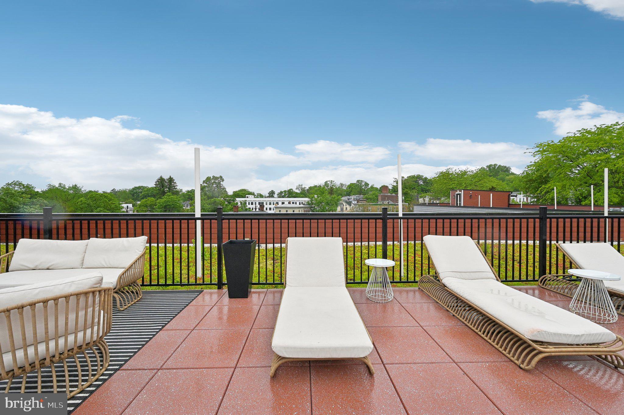 6311 GERMANTOWN AVENUE 17 STUDIO