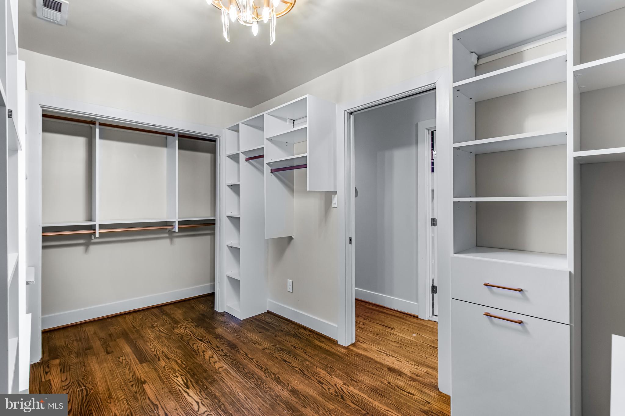 BANNOCKBURN - Residential