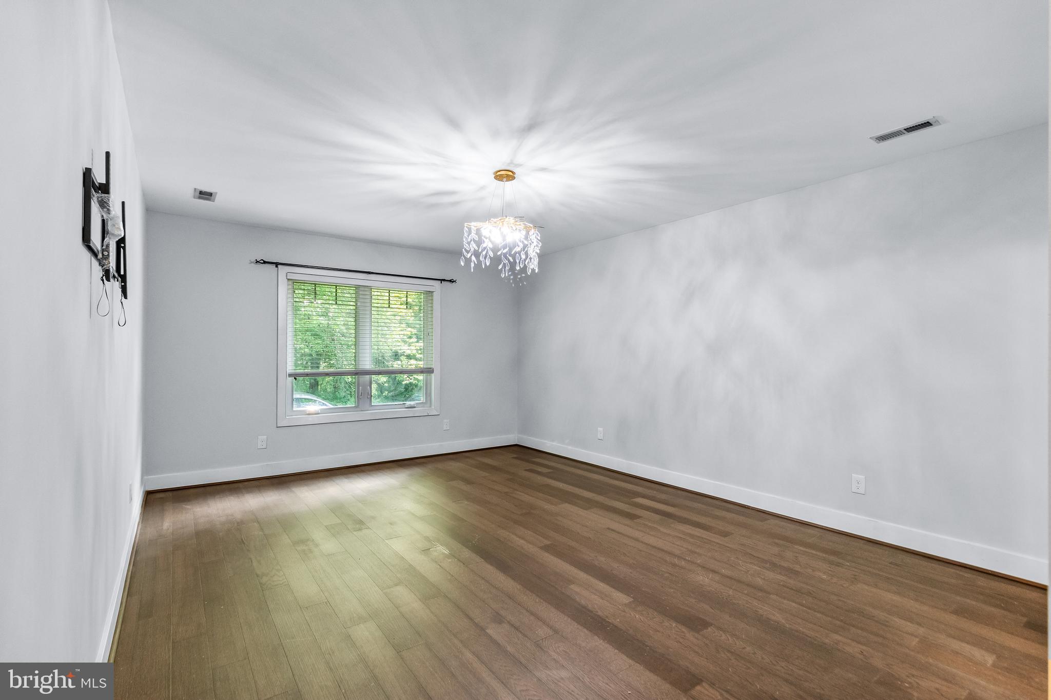 BANNOCKBURN - Residential