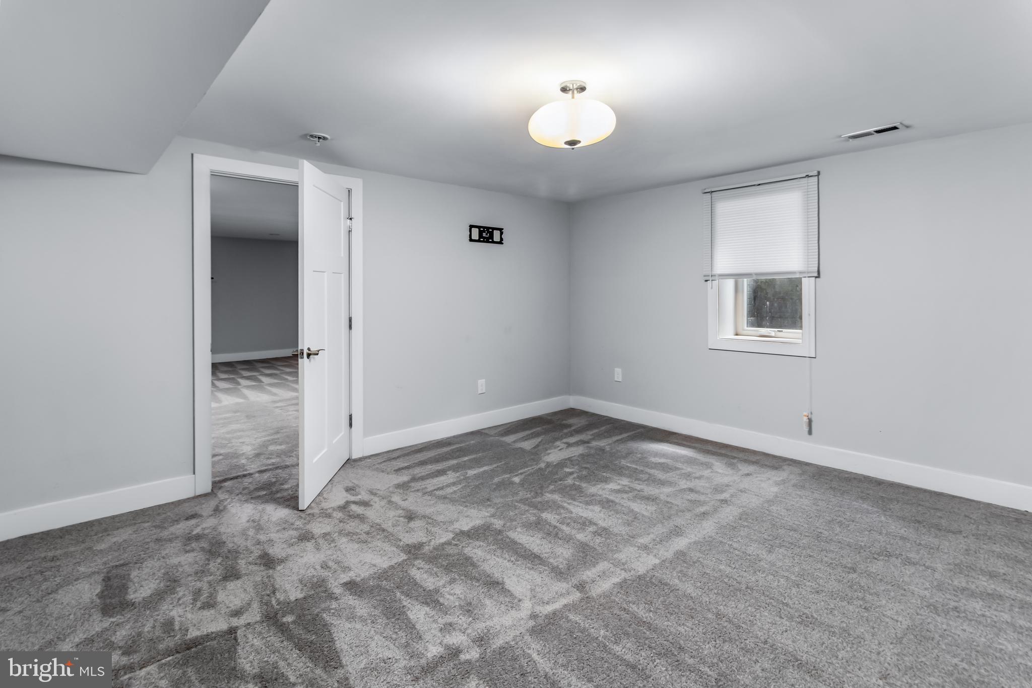 BANNOCKBURN - Residential
