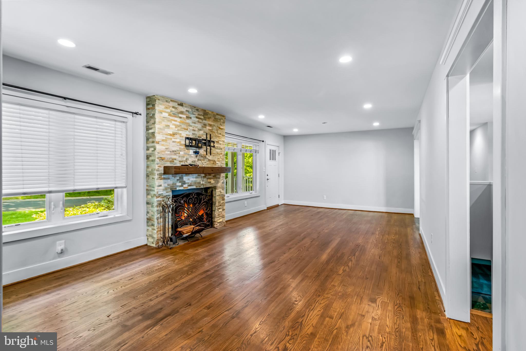 BANNOCKBURN - Residential