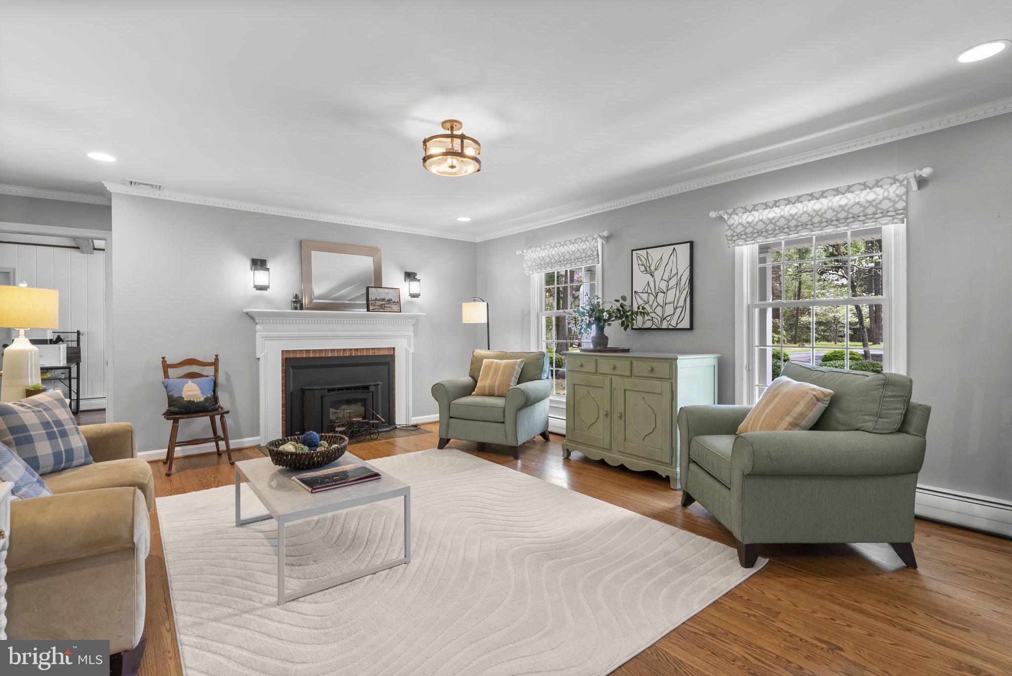 BRADFORDS REST - Residential