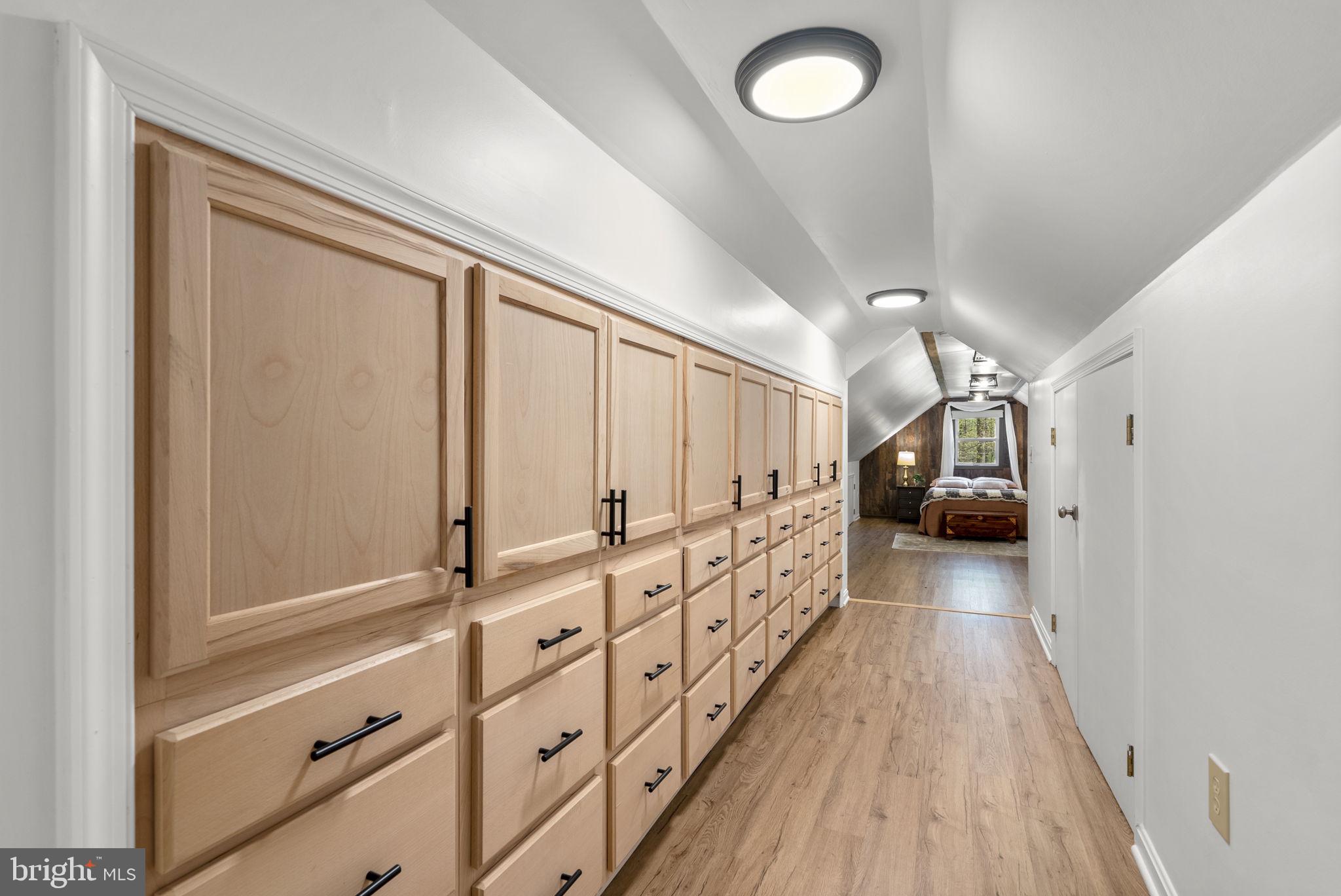 BRADFORDS REST - Residential