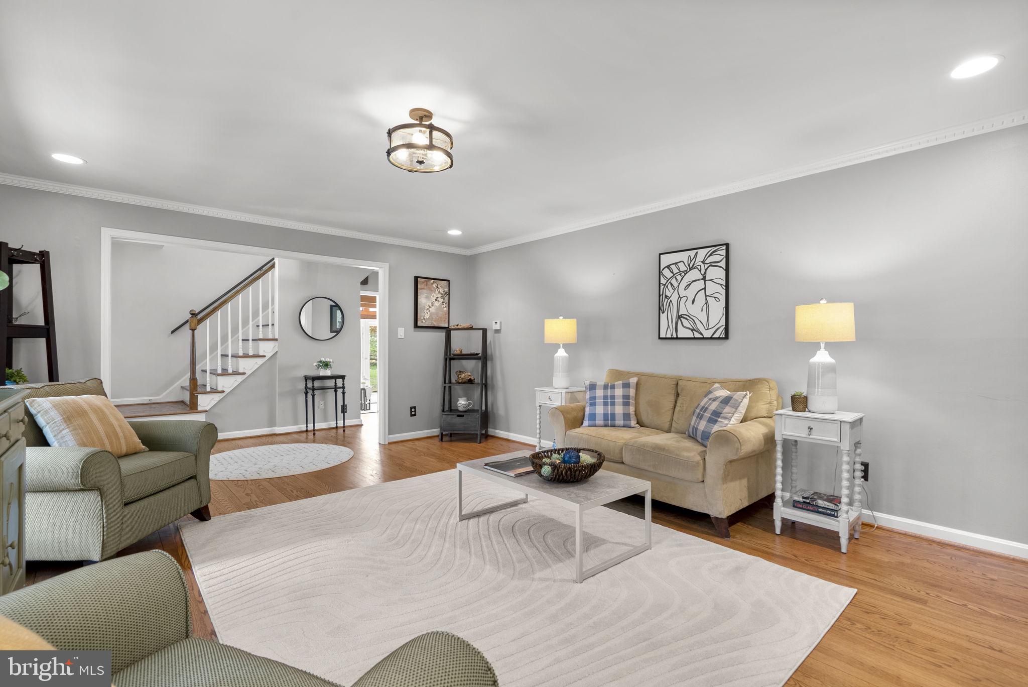 BRADFORDS REST - Residential