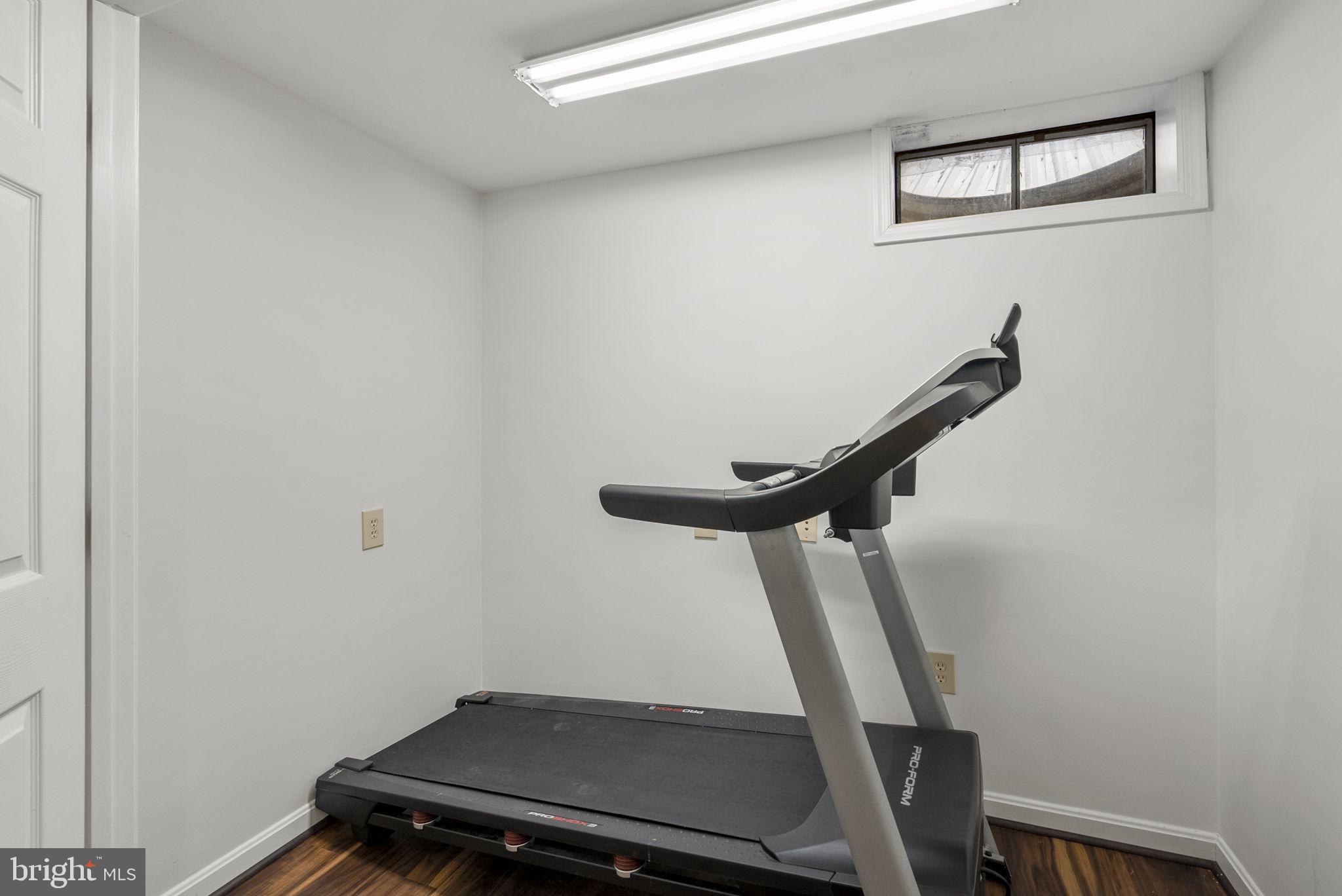 BRADFORDS REST - Residential