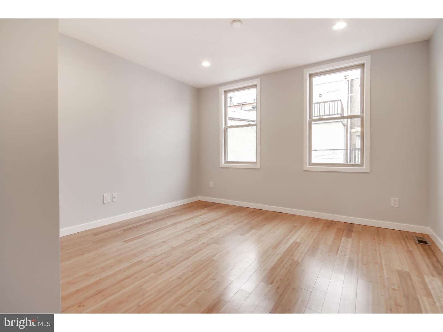 PASSYUNK SQUARE - Residential