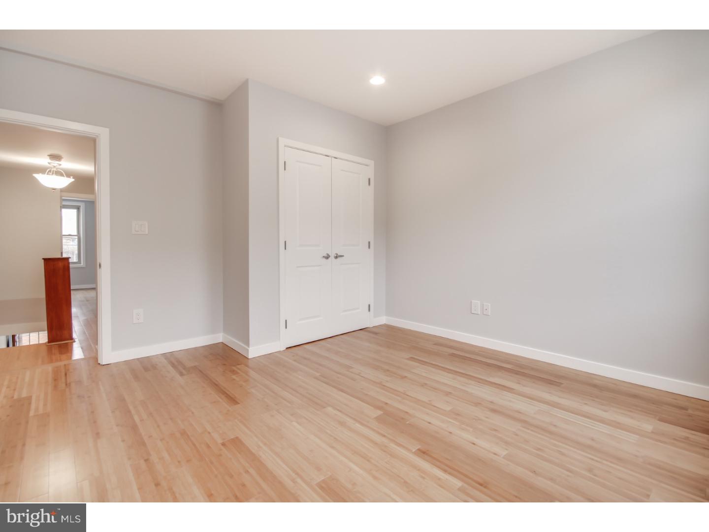PASSYUNK SQUARE - Residential