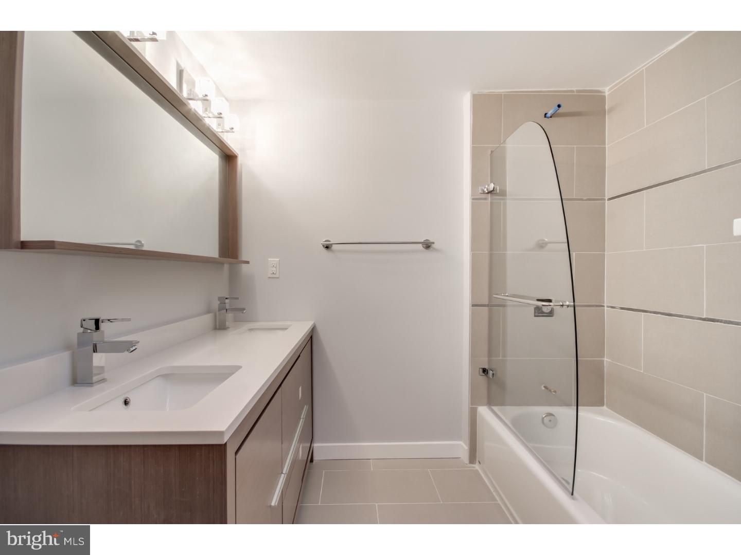 PASSYUNK SQUARE - Residential