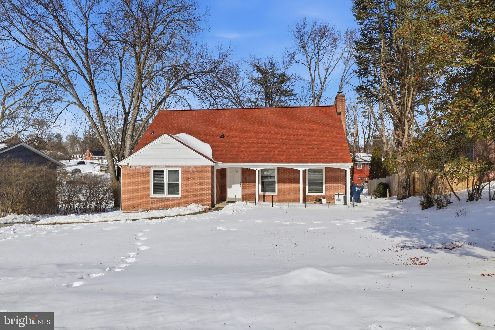 1529 SPRINGSIDE DRIVE