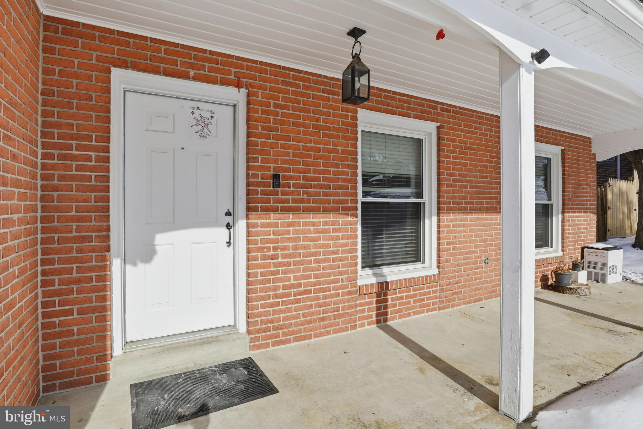 1529 SPRINGSIDE DRIVE