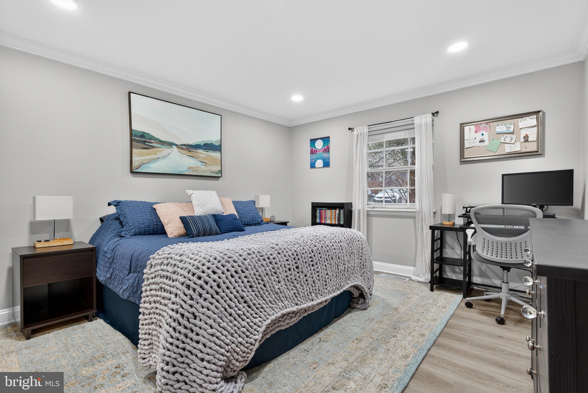 GLENHARDIE CONDOS - Residential