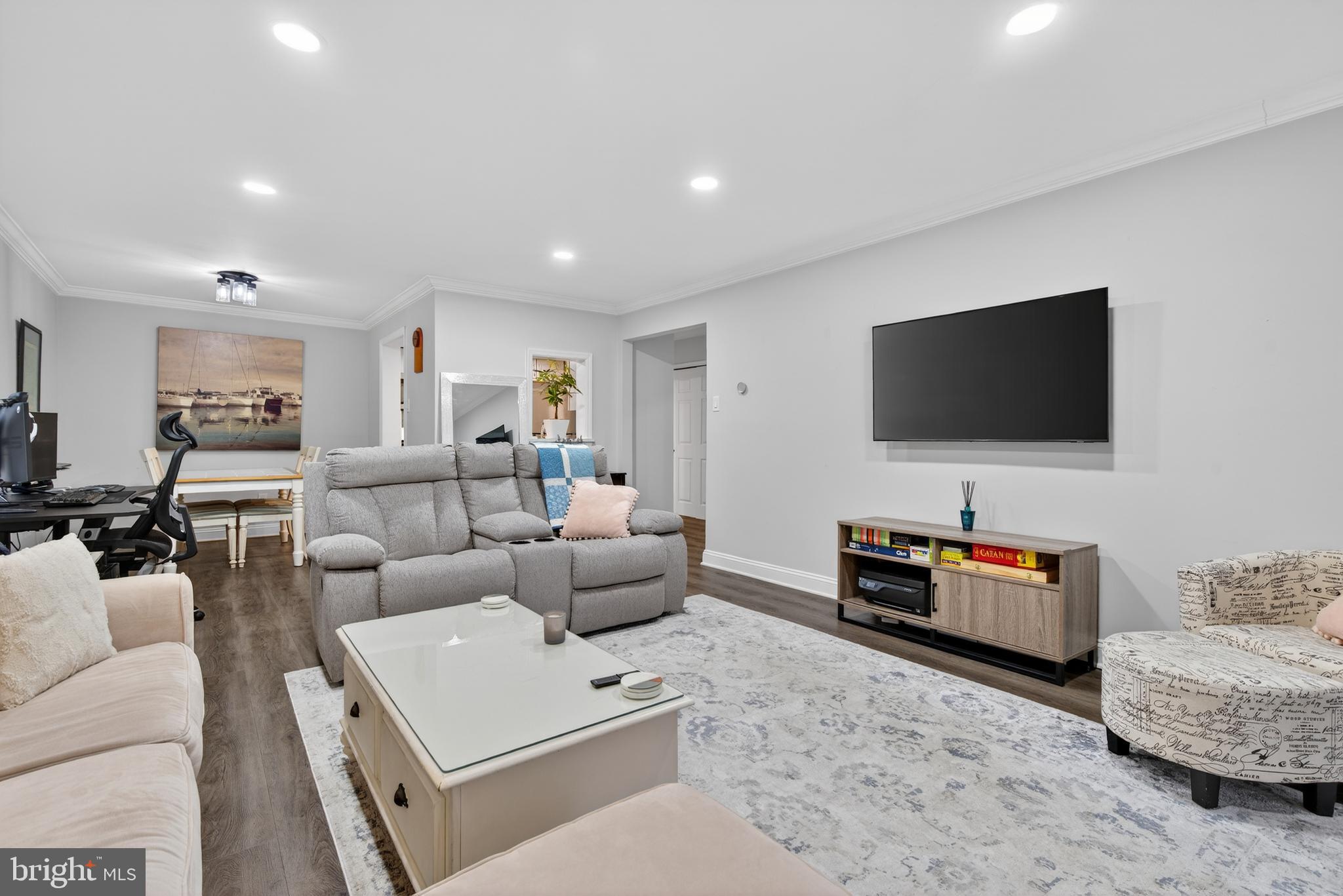 GLENHARDIE CONDOS - Residential