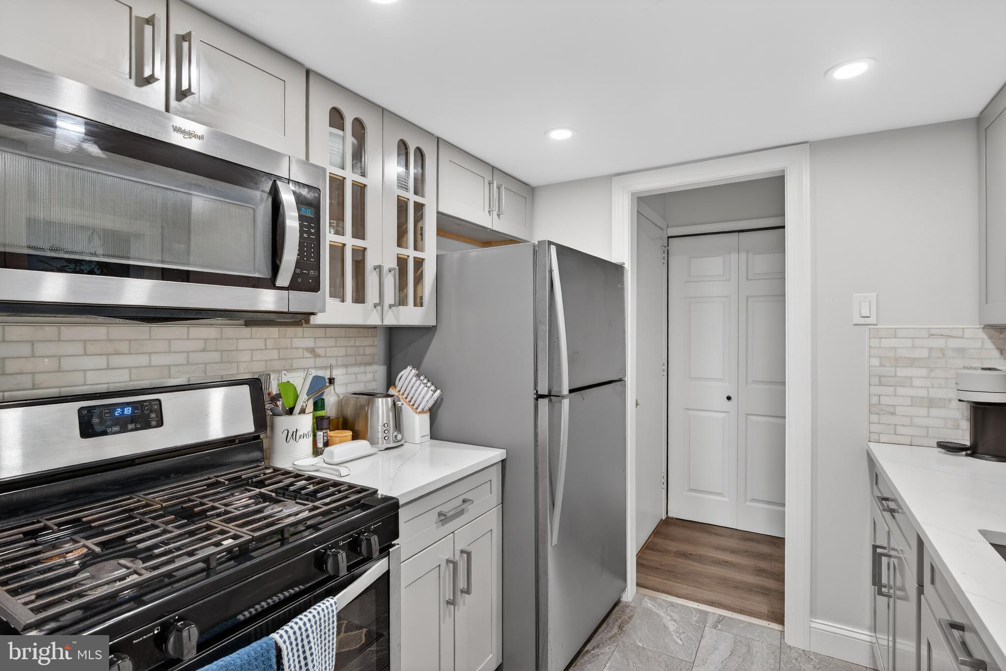 GLENHARDIE CONDOS - Residential