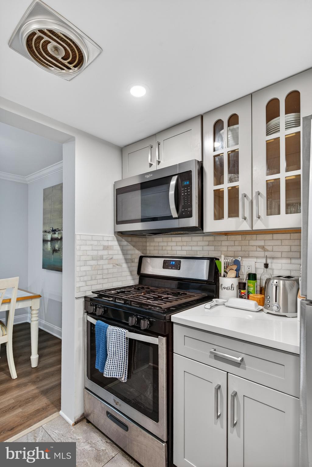 GLENHARDIE CONDOS - Residential