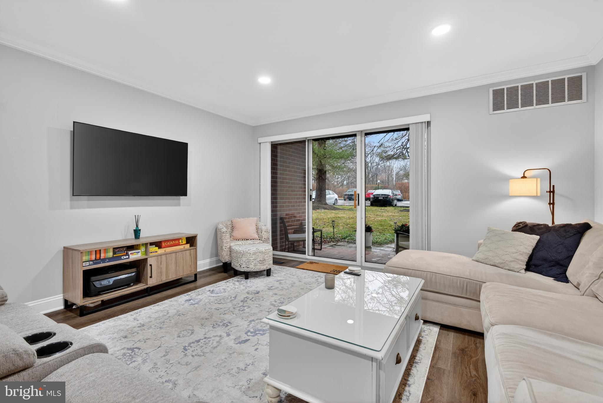 GLENHARDIE CONDOS - Residential