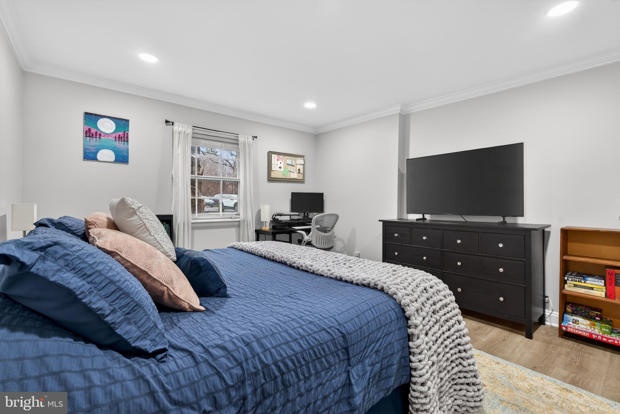 GLENHARDIE CONDOS - Residential