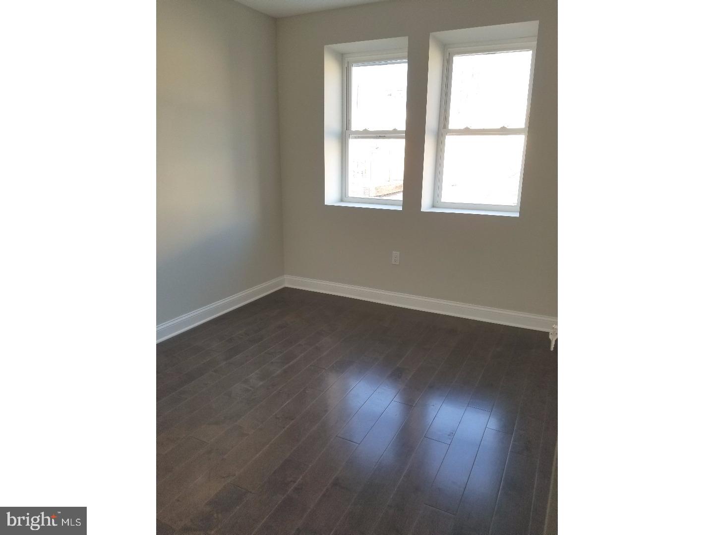 PASSYUNK SQUARE - Residential