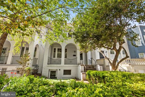 2320 ASHMEAD PLACE NW WASHINGTON DC 20009