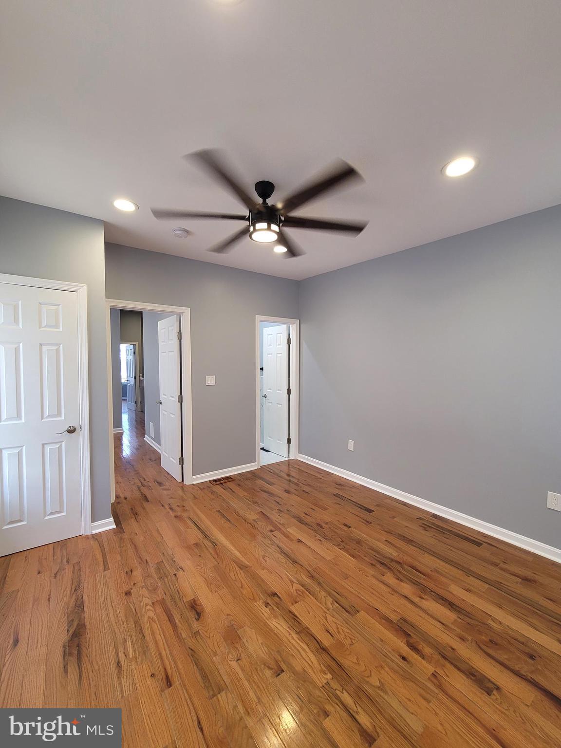 MADISON EASTEND - Residential