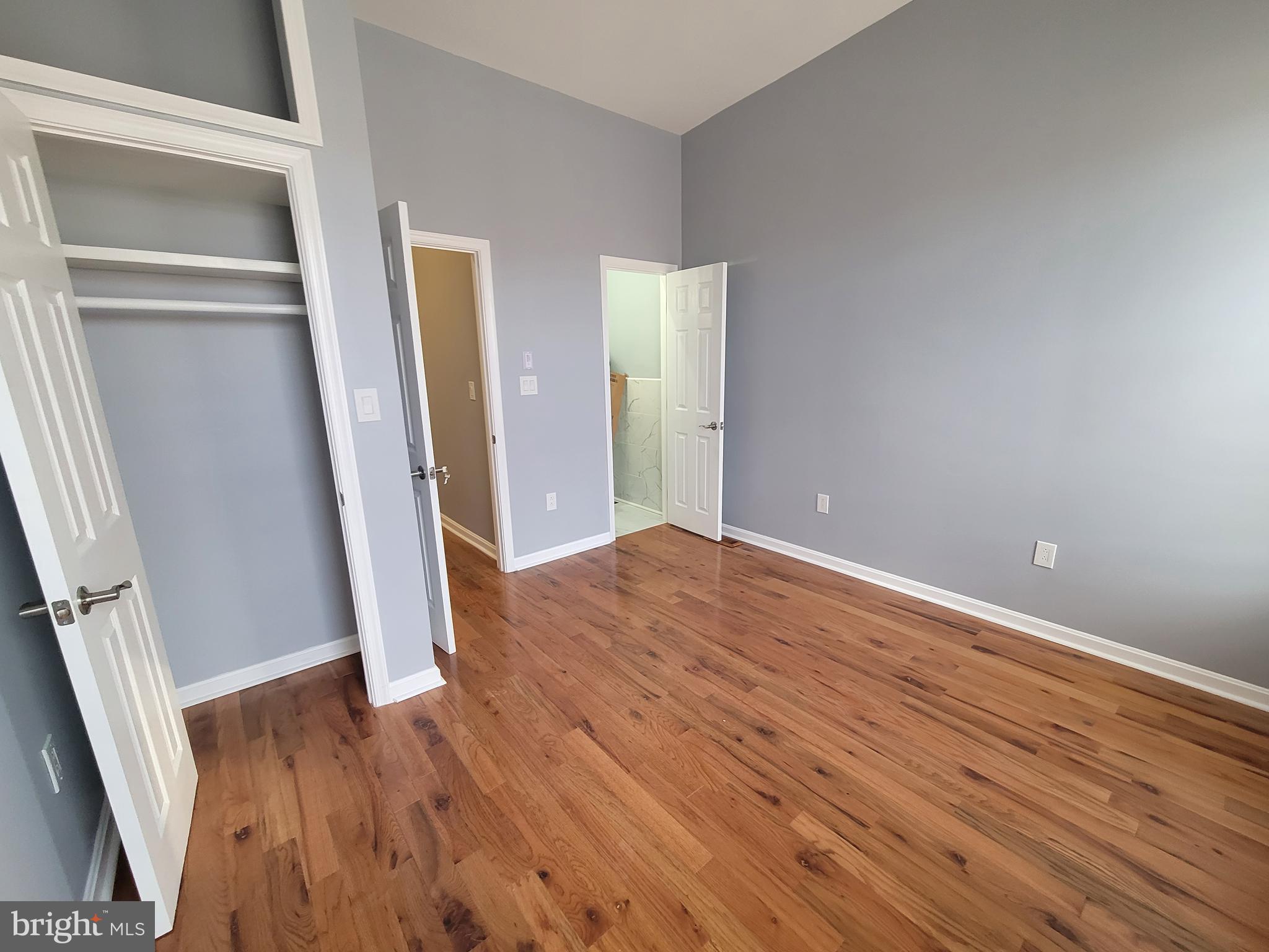 MADISON EASTEND - Residential