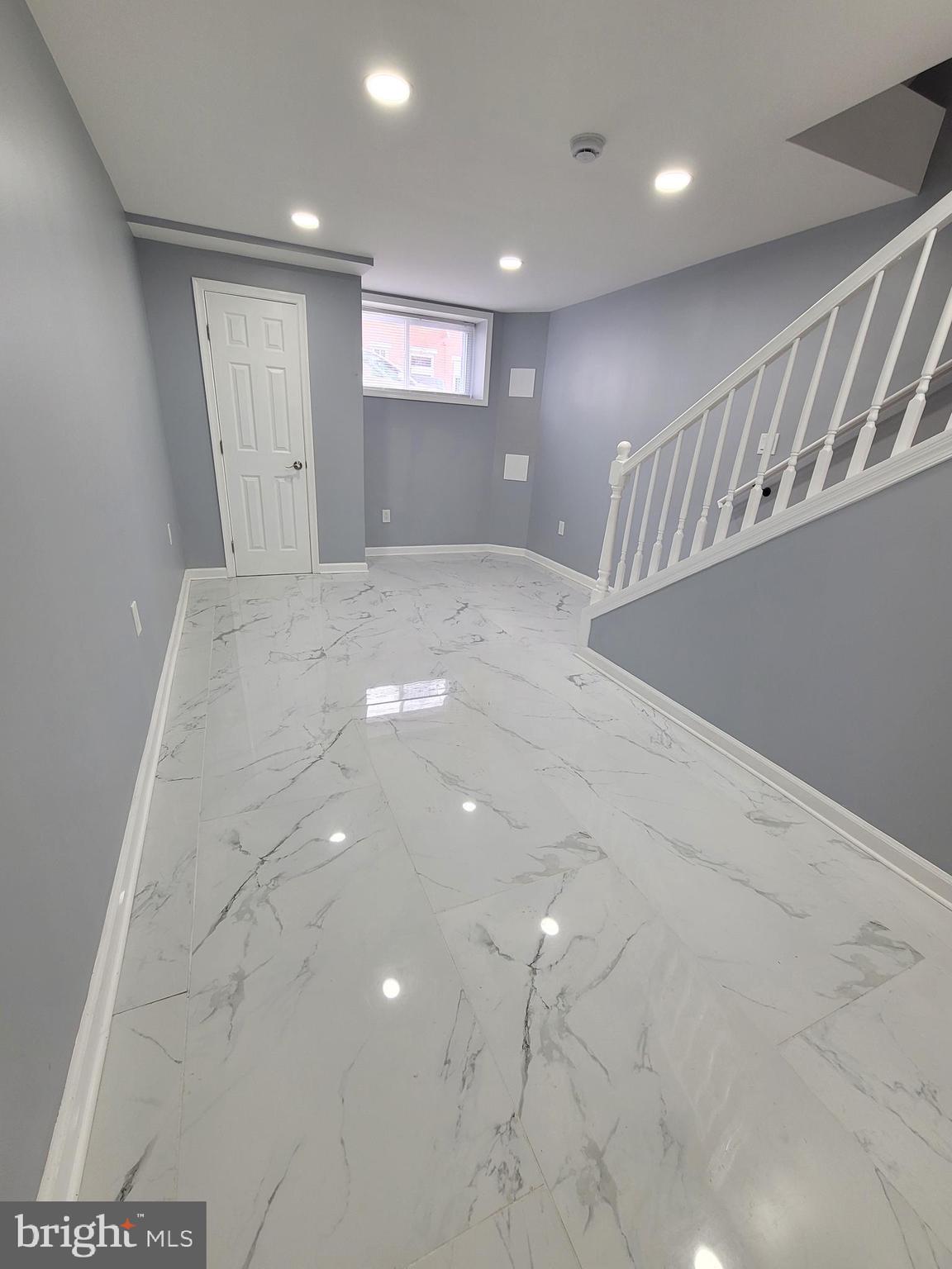 MADISON EASTEND - Residential