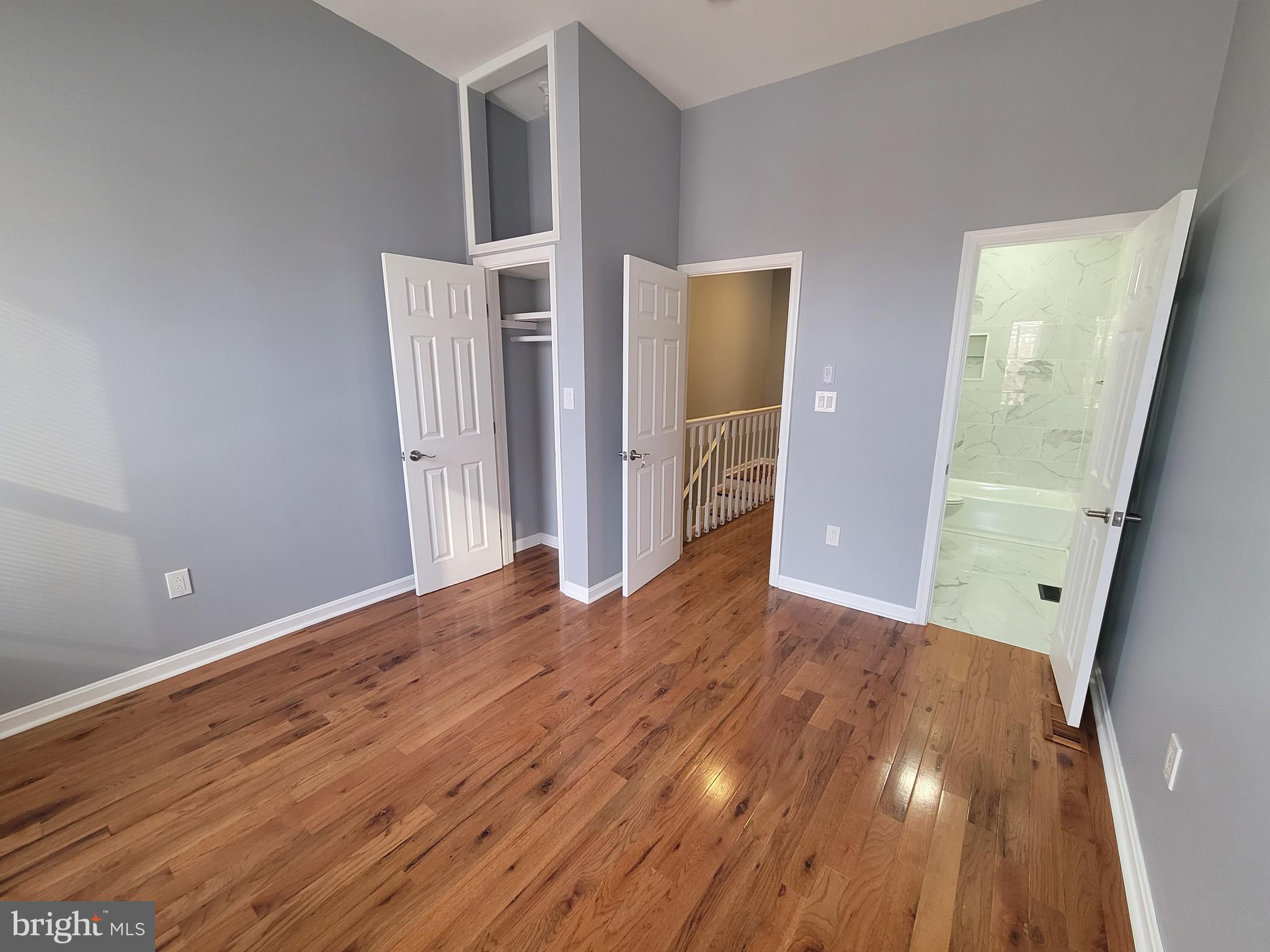 MADISON EASTEND - Residential