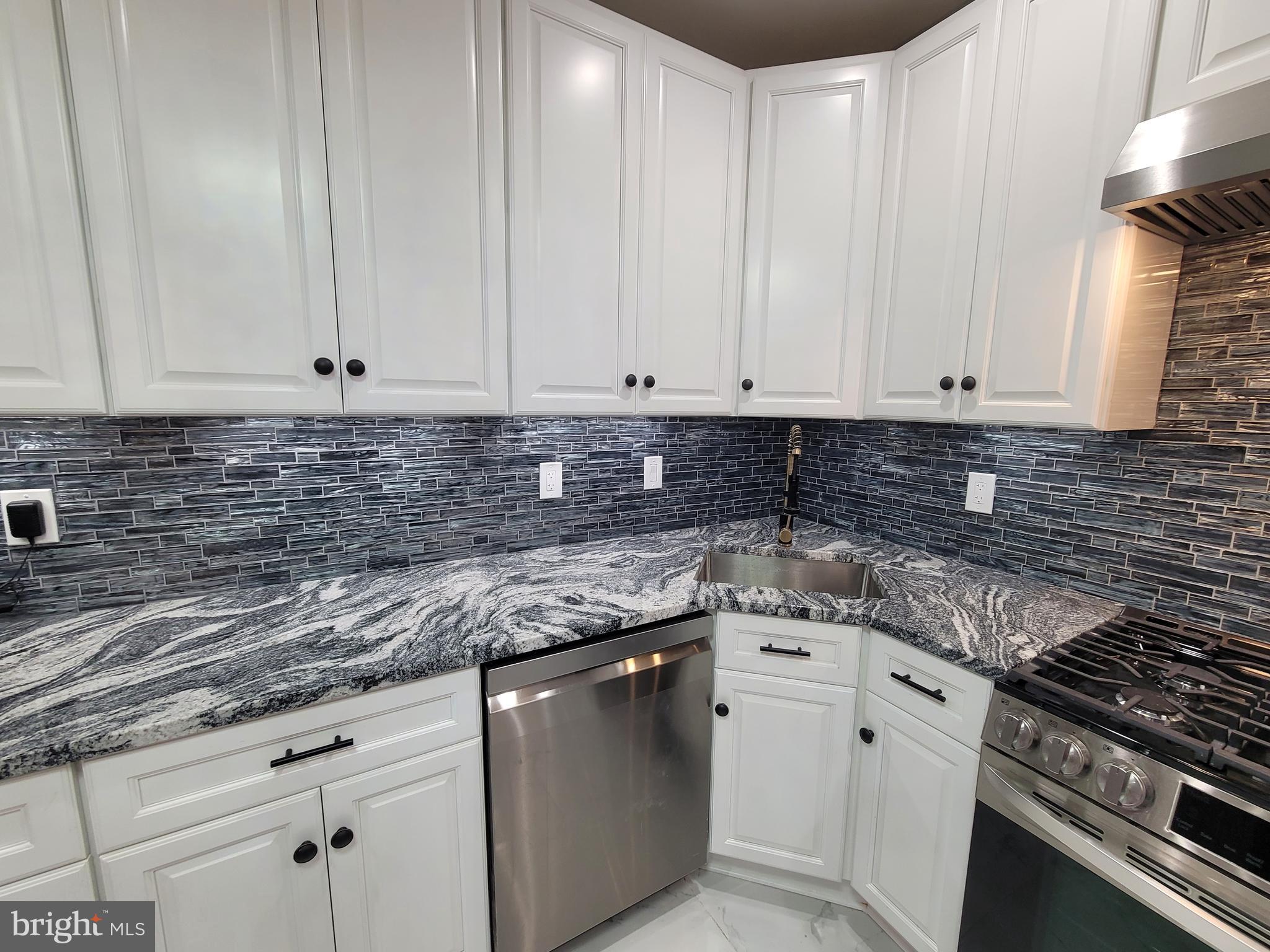 MADISON EASTEND - Residential