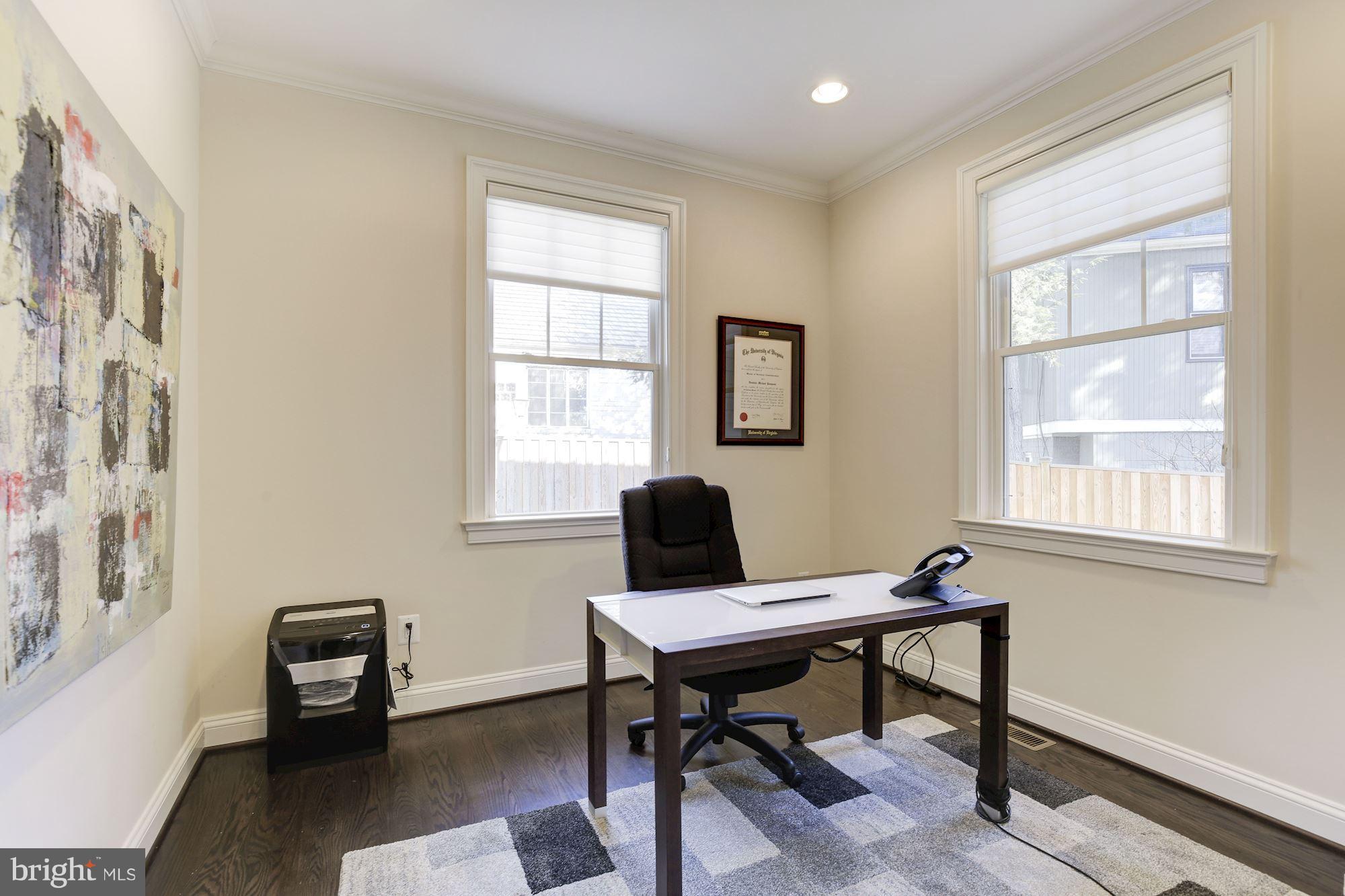 GLEN MAR PARK - Residential