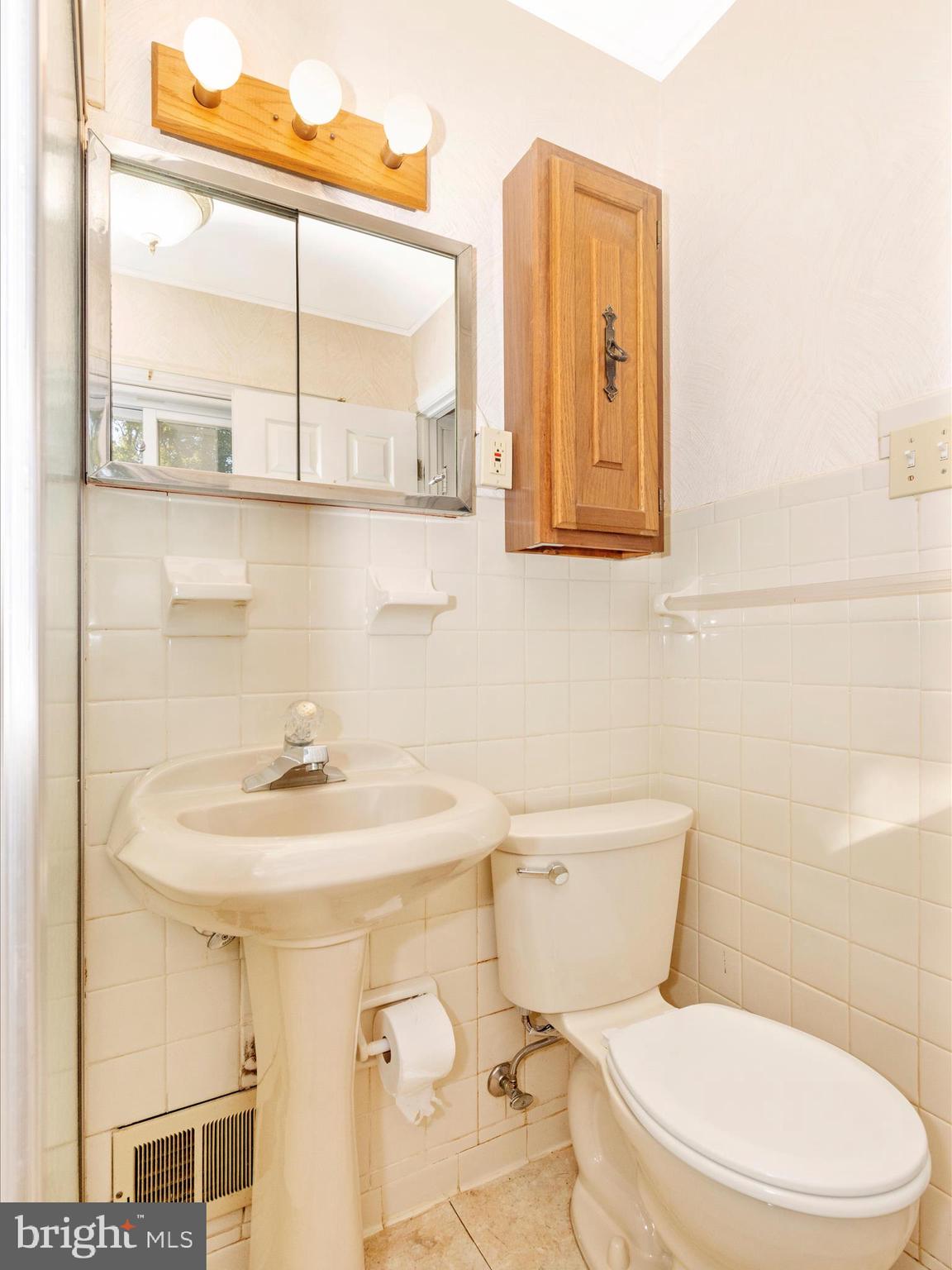 KINGS HEIGHTS - Residential