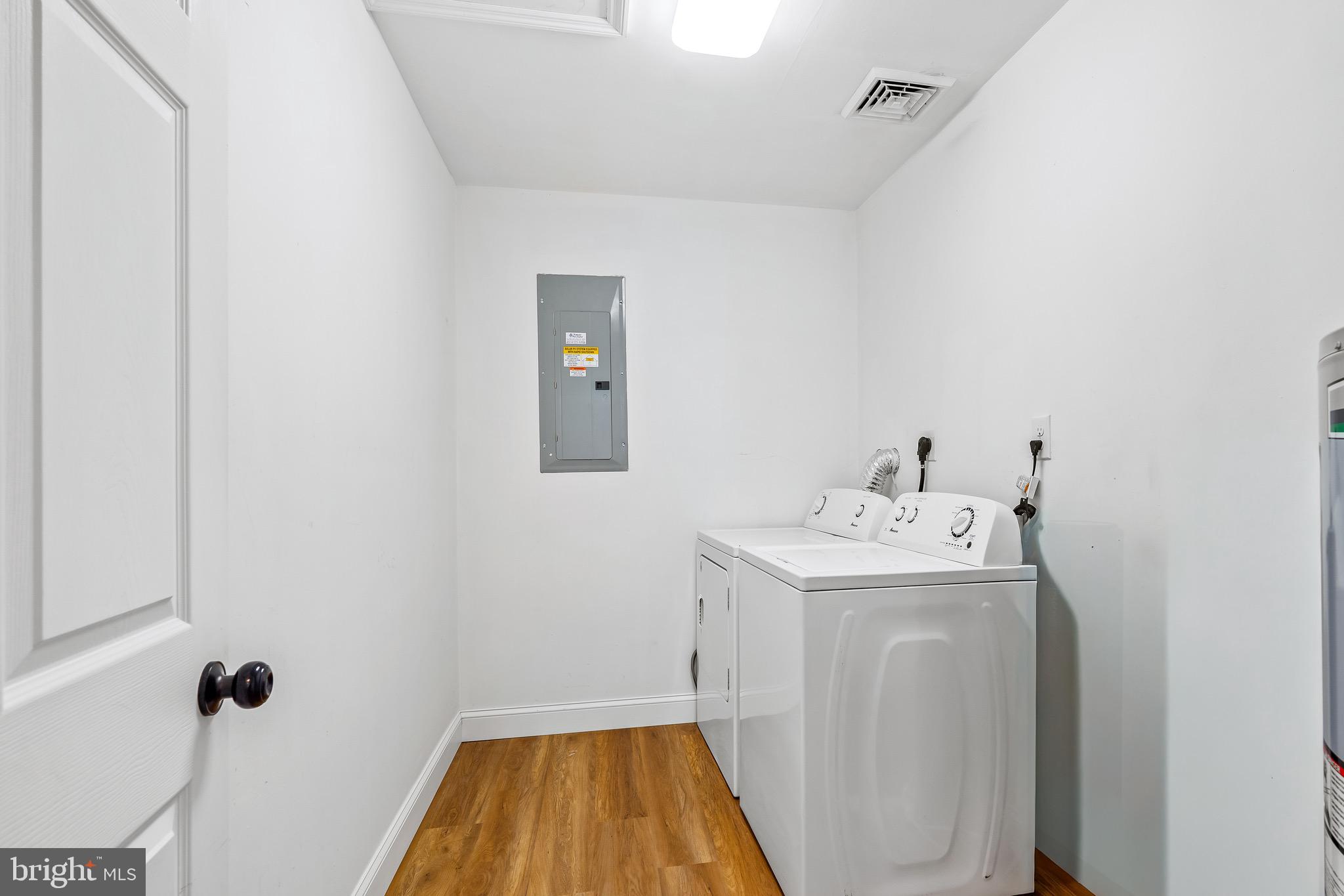 ELKWOOD ESTATES - Residential