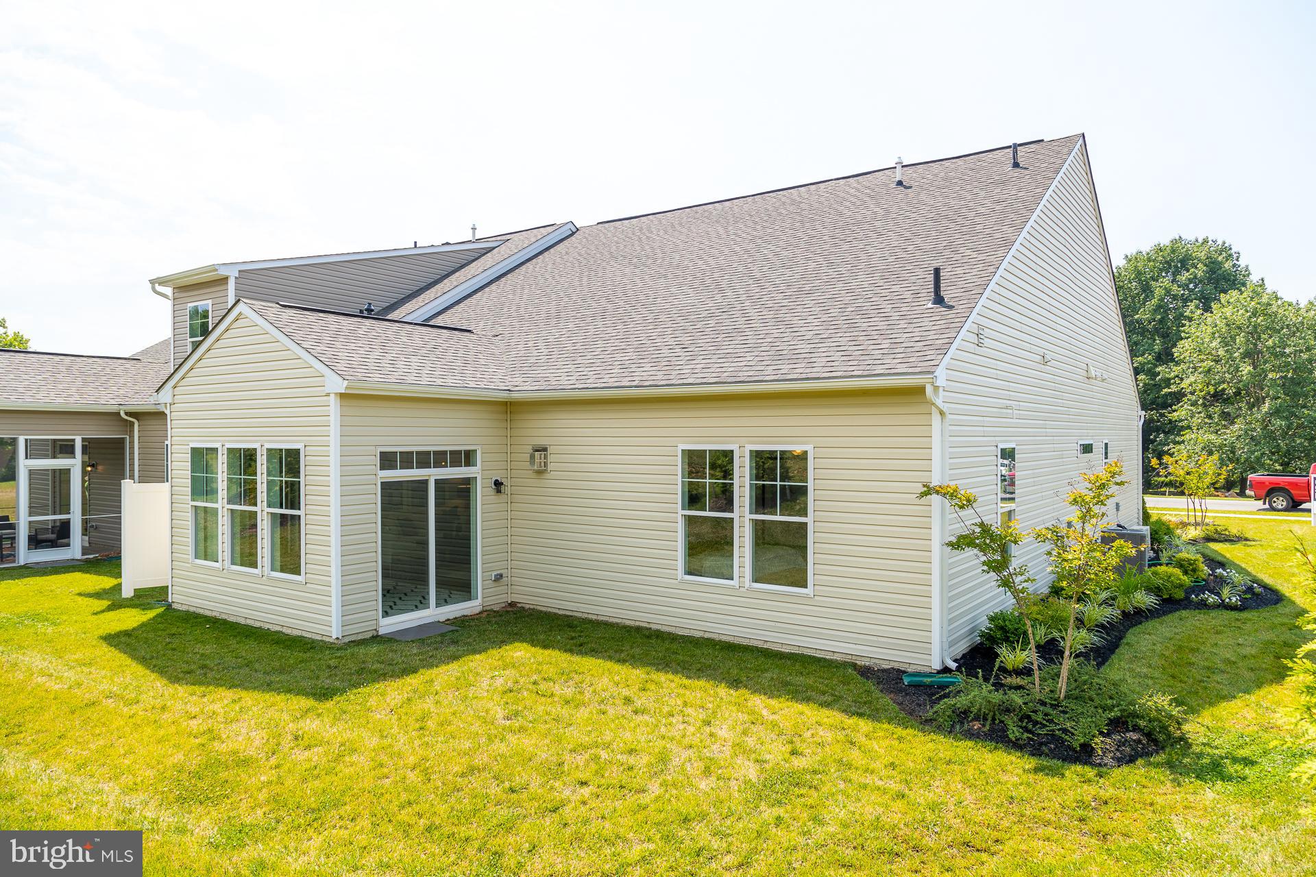 ROSEHILL MANOR - Residential