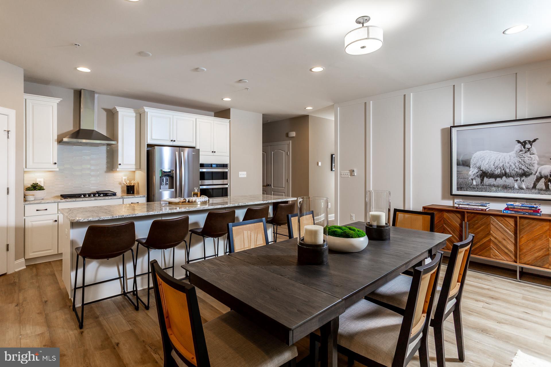 ROSEHILL MANOR - Residential