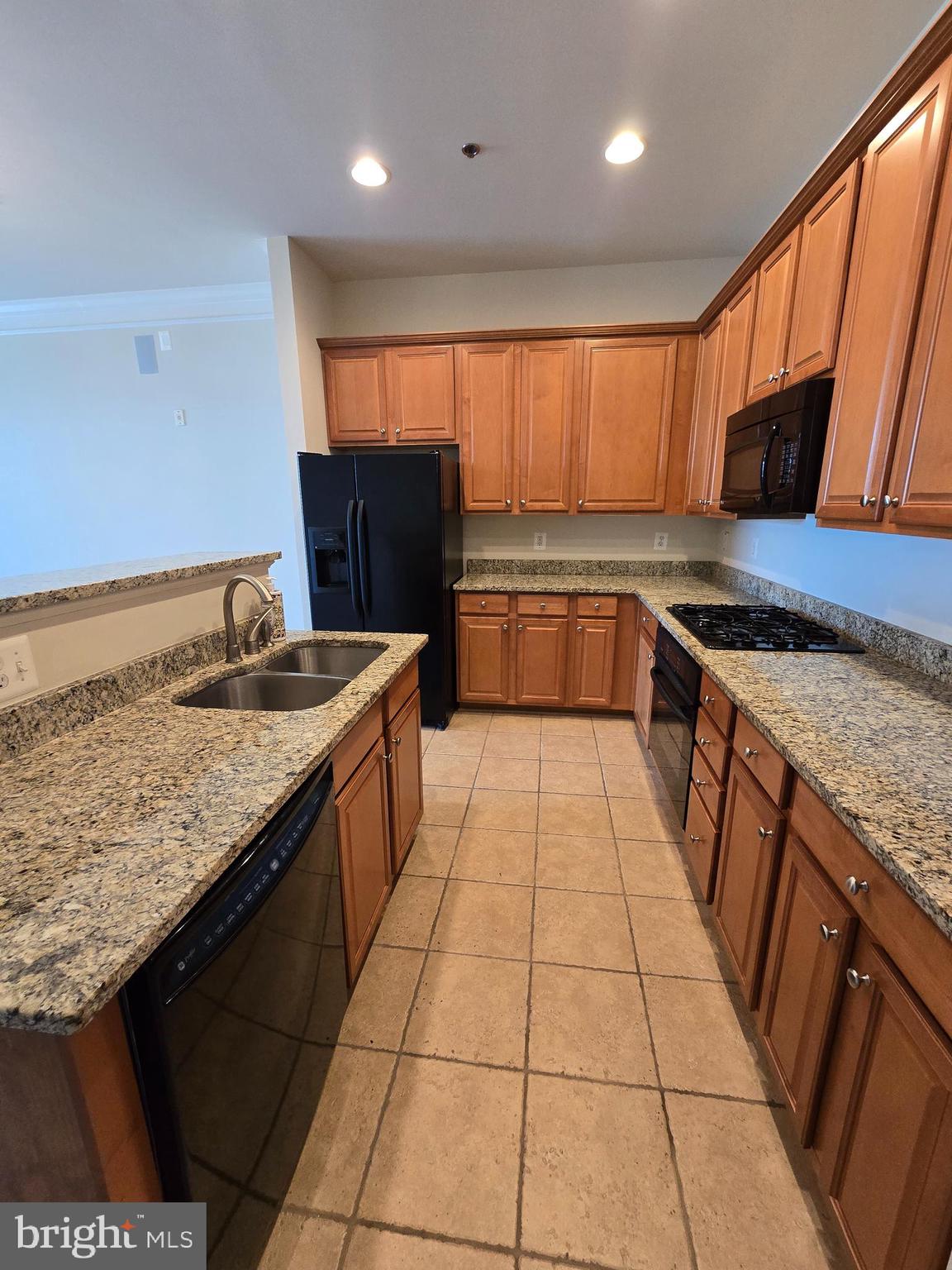 BEACON PARK I CONDOMINIU - Residential