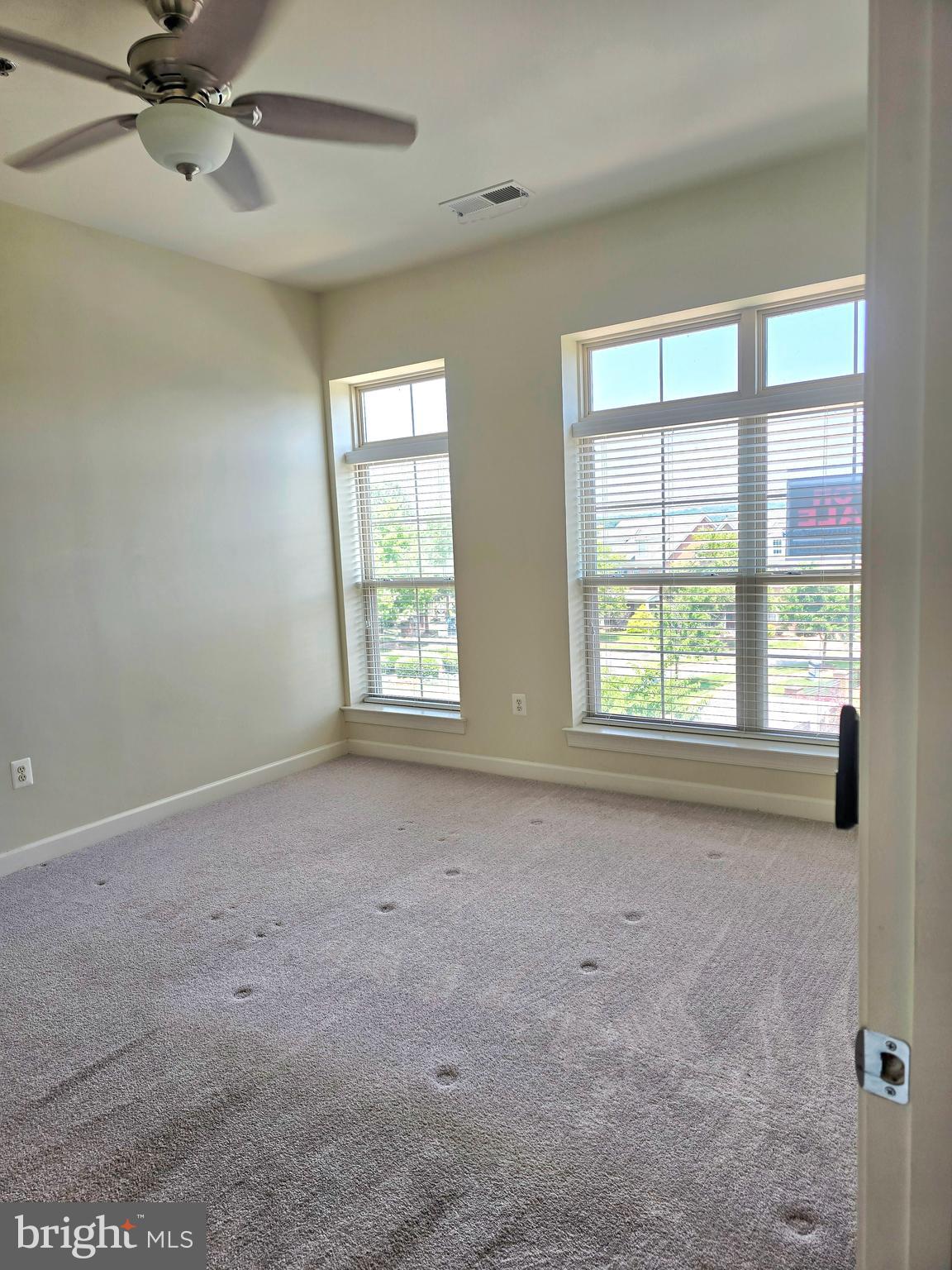 BEACON PARK I CONDOMINIU - Residential