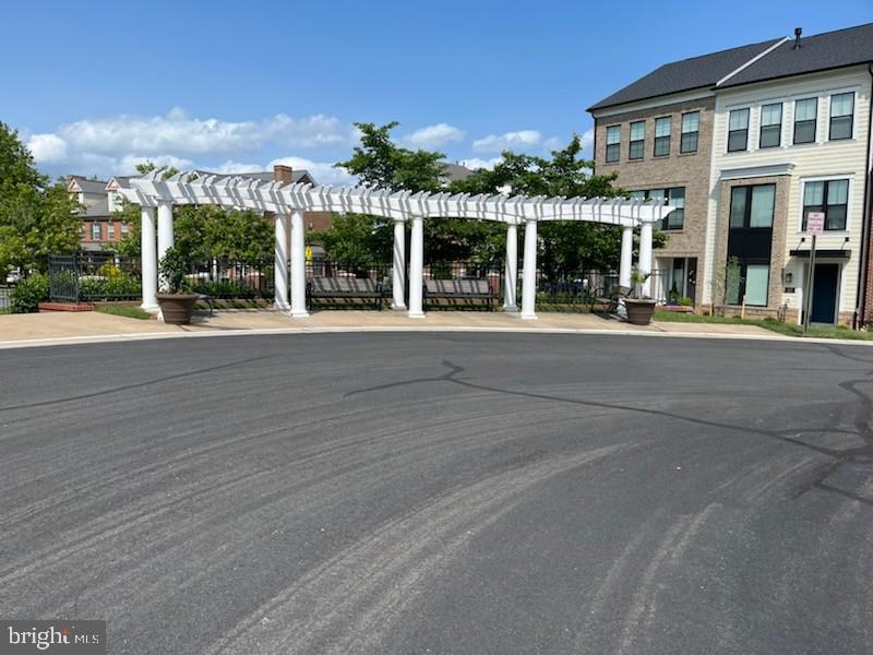 BEACON PARK I CONDOMINIU - Residential