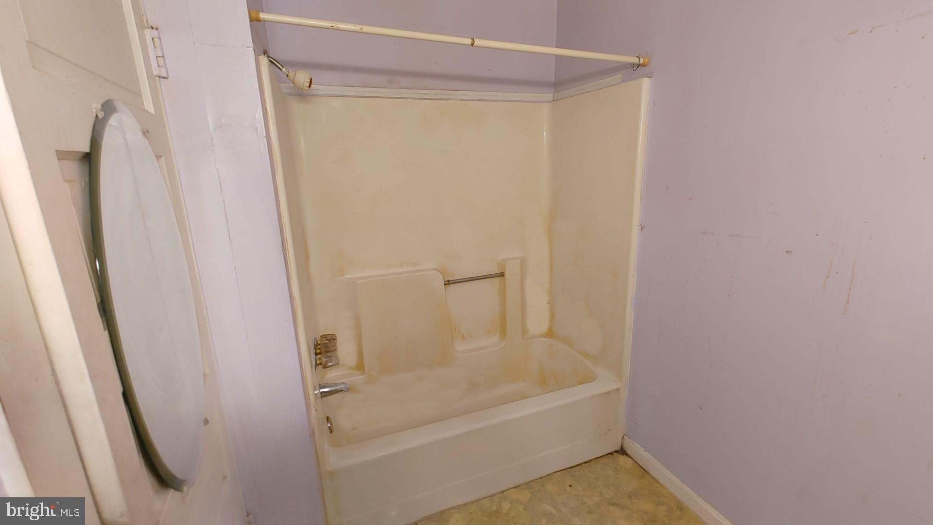 HARWOOD - Residential