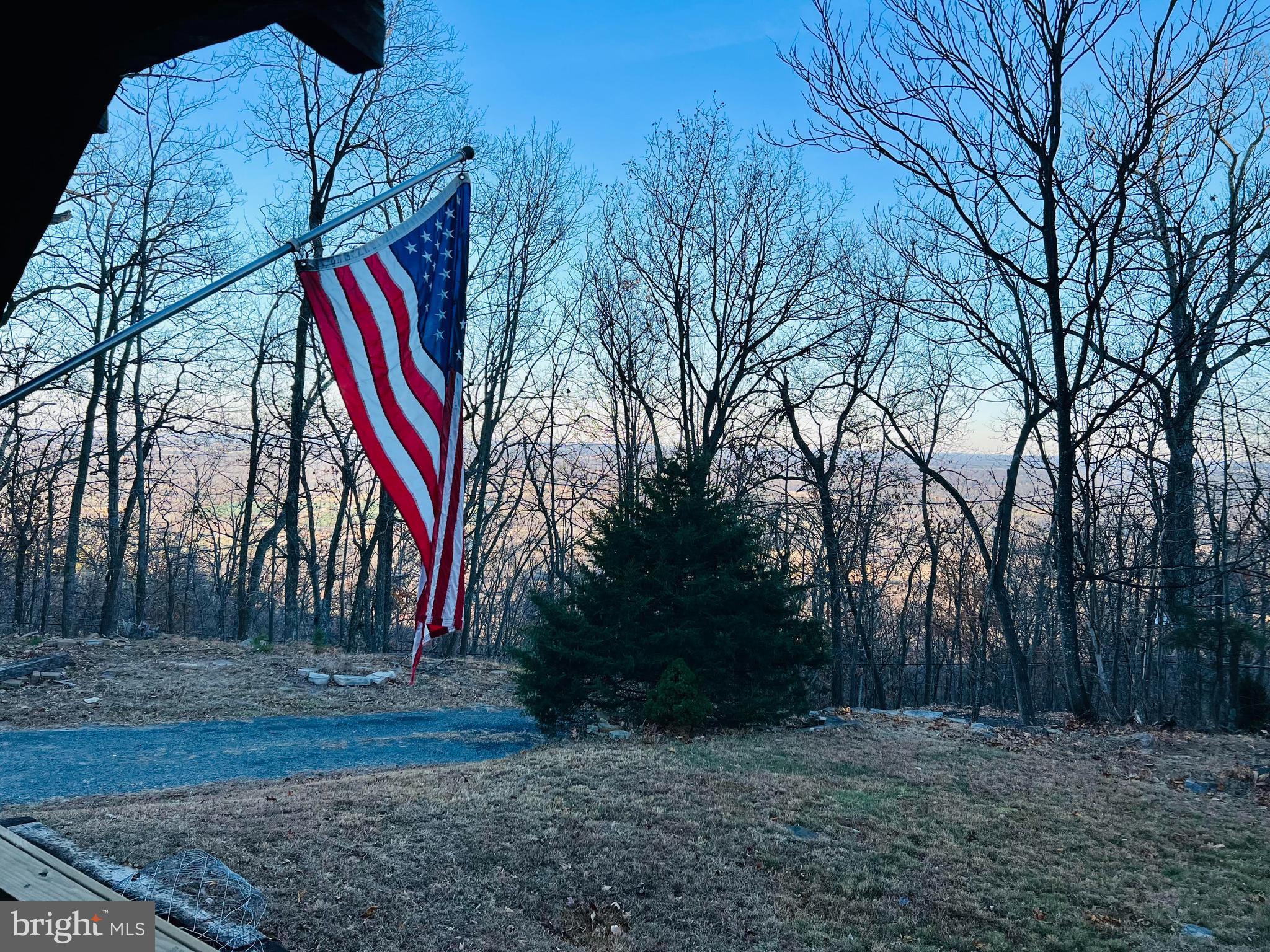 BULL RUN MOUNTAIN - Residential