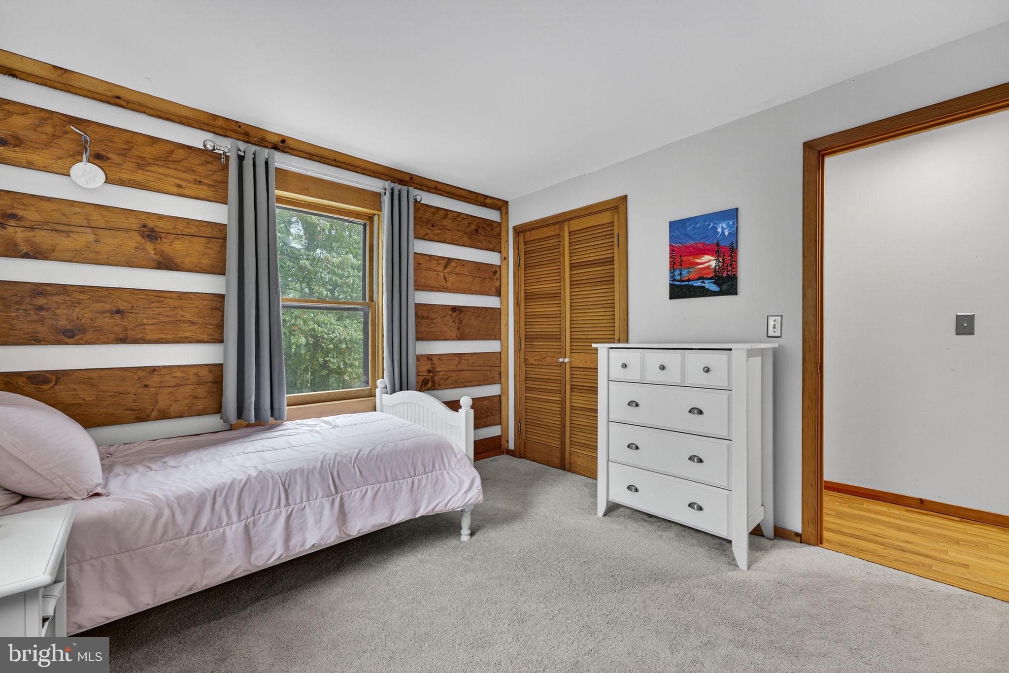 BULL RUN MOUNTAIN - Residential