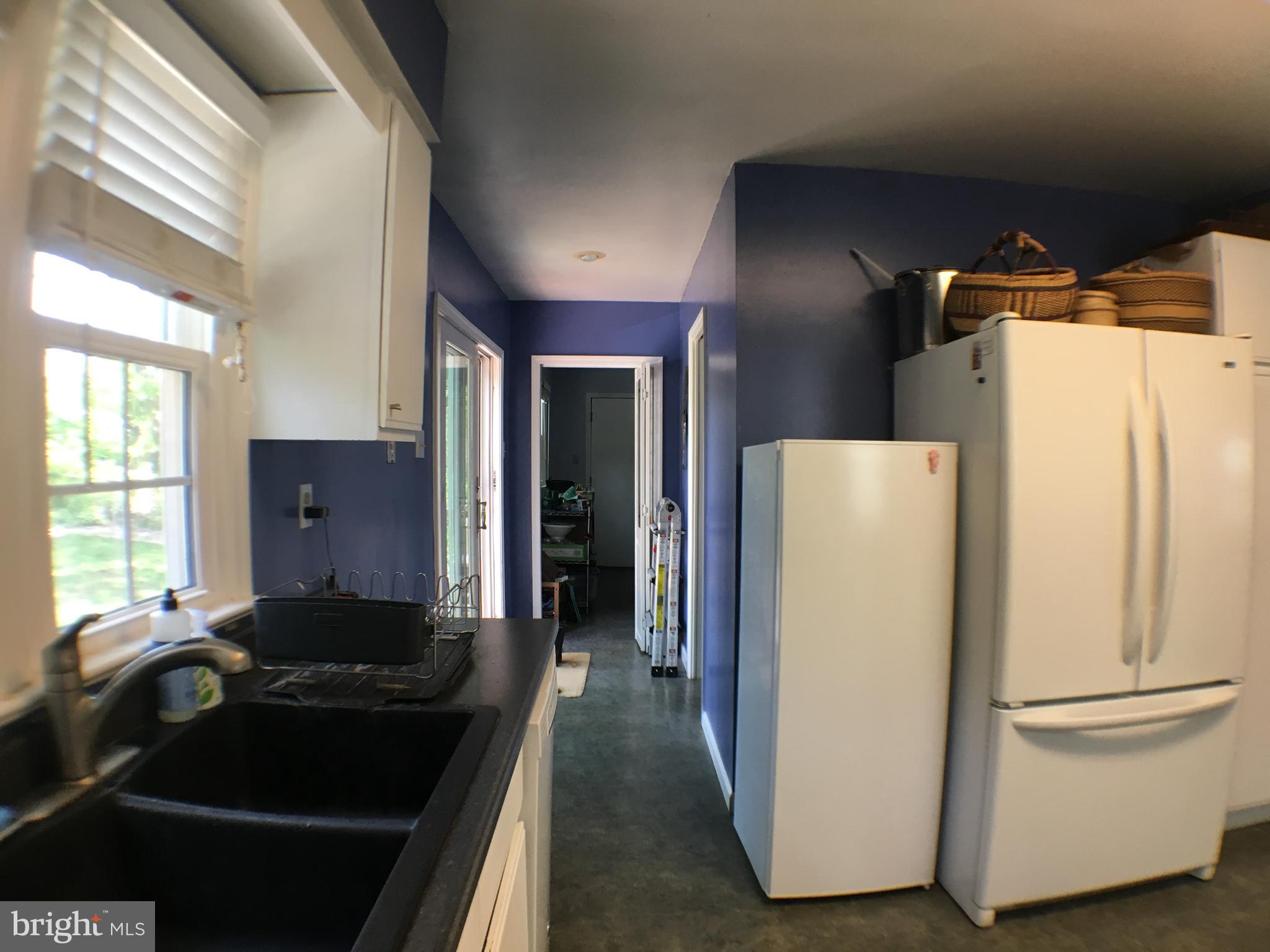 WEST FALLS CHURCH - Residential Lease