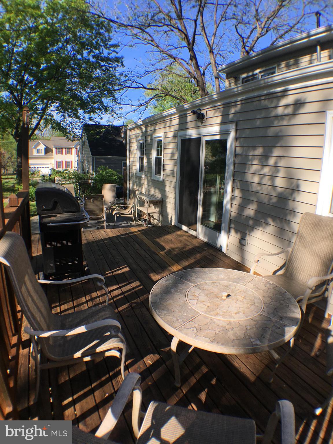 WEST FALLS CHURCH - Residential Lease