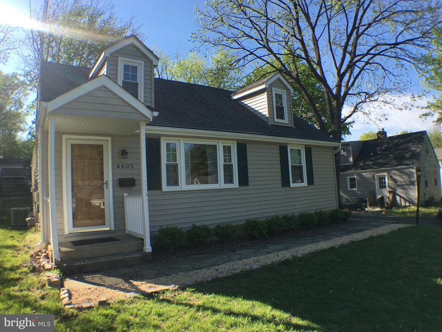 GORGEOUS EXPANDED AND RENOVATED CAPE ON A LOVELY STREET * REMODELED BATHROOMS, KITCHEN UPDATED W/LOTS OF COUNTER, CABINET/STORAGE SPACE* MAIN SUITE WITH SITTING ROOM GREAT CLOSET SPACE!!! FULLY FENCED BEAUTIFUL YARD WITH GREAT PATIO* SHOWS VERY WELL!!!! Pets Case by case.